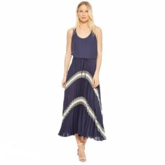 Parker Pleated Maxi Dress - Picture 10 of 10